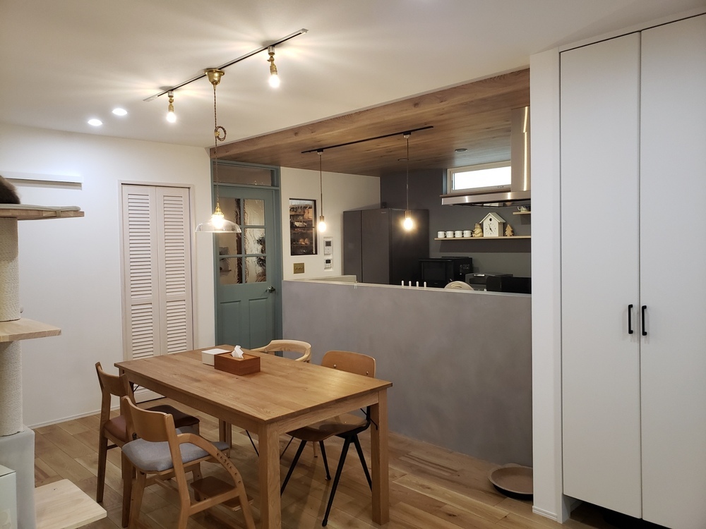 202509300754263390b8a698c