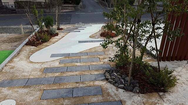 家とお庭をつなぐ外構