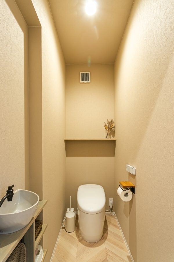 カフェオレカラーのかわいらしい外観