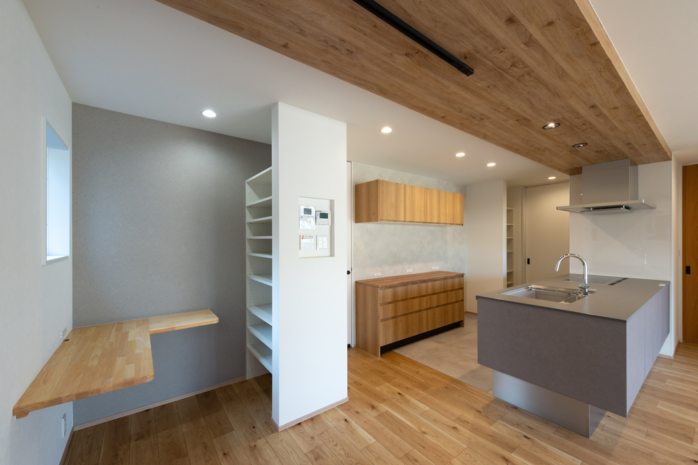 241114-00028-D4A_4204★-LL