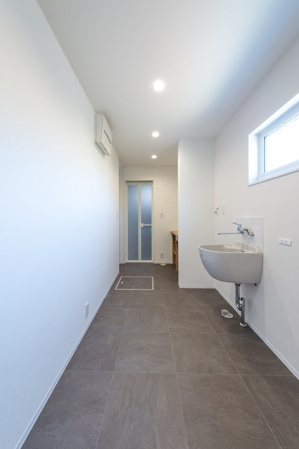 241114-00049-D4A_4223★-LL