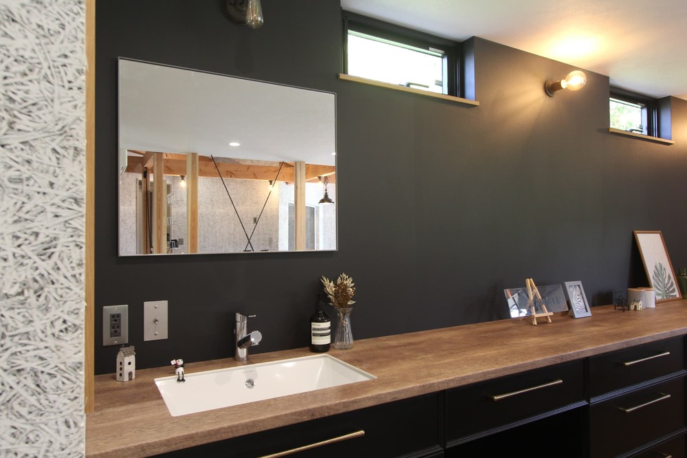 ラフで家族が心地良いカフェのような家