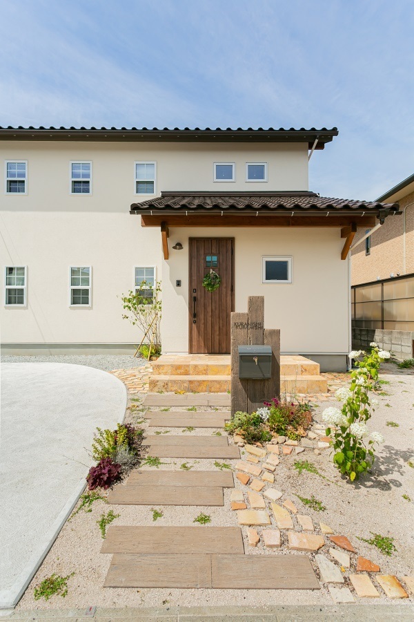 シンプルナチュラルなお家