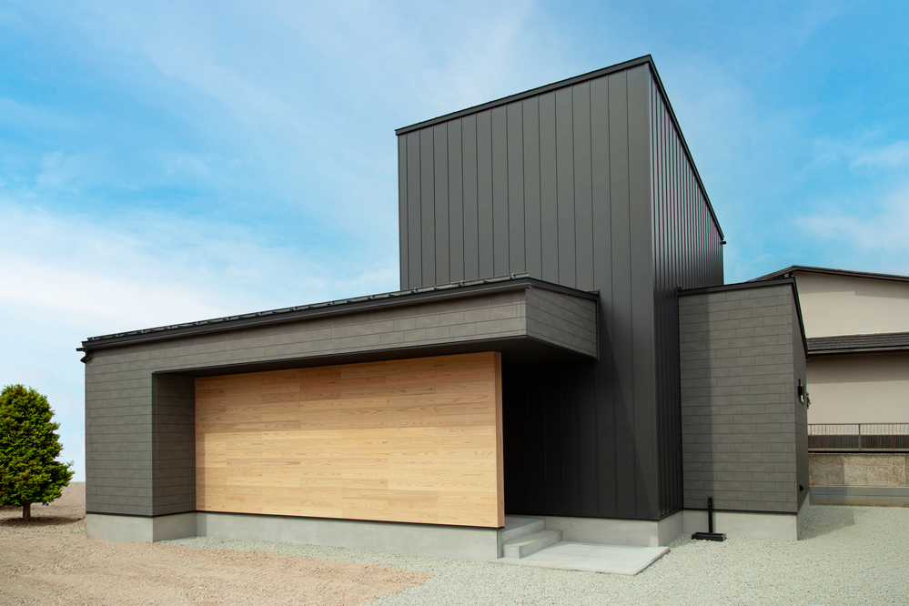 余白が、美しさになる家。