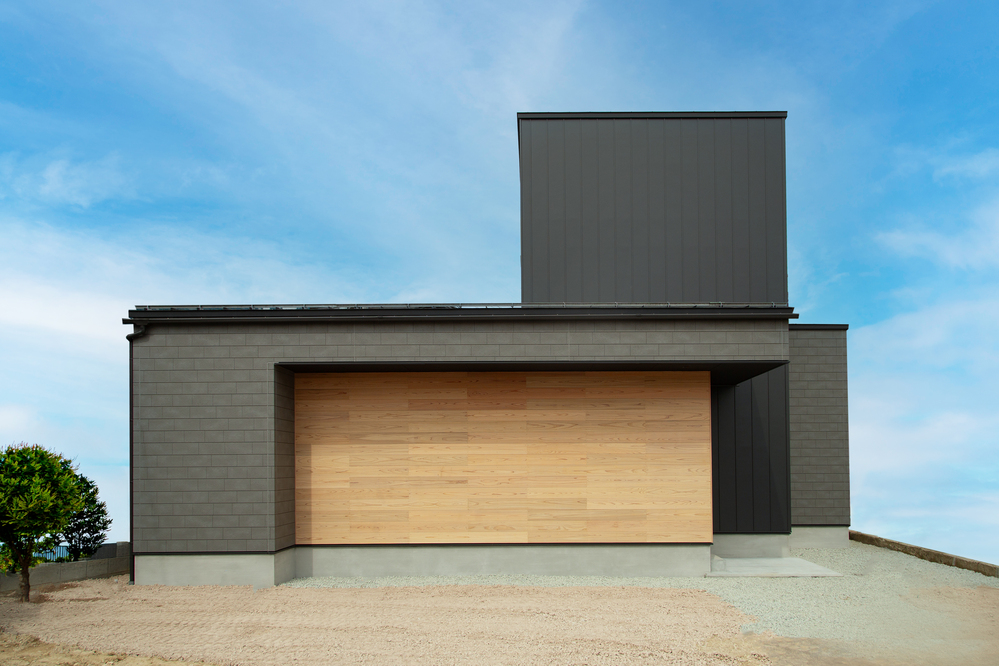 余白が、美しさになる家。