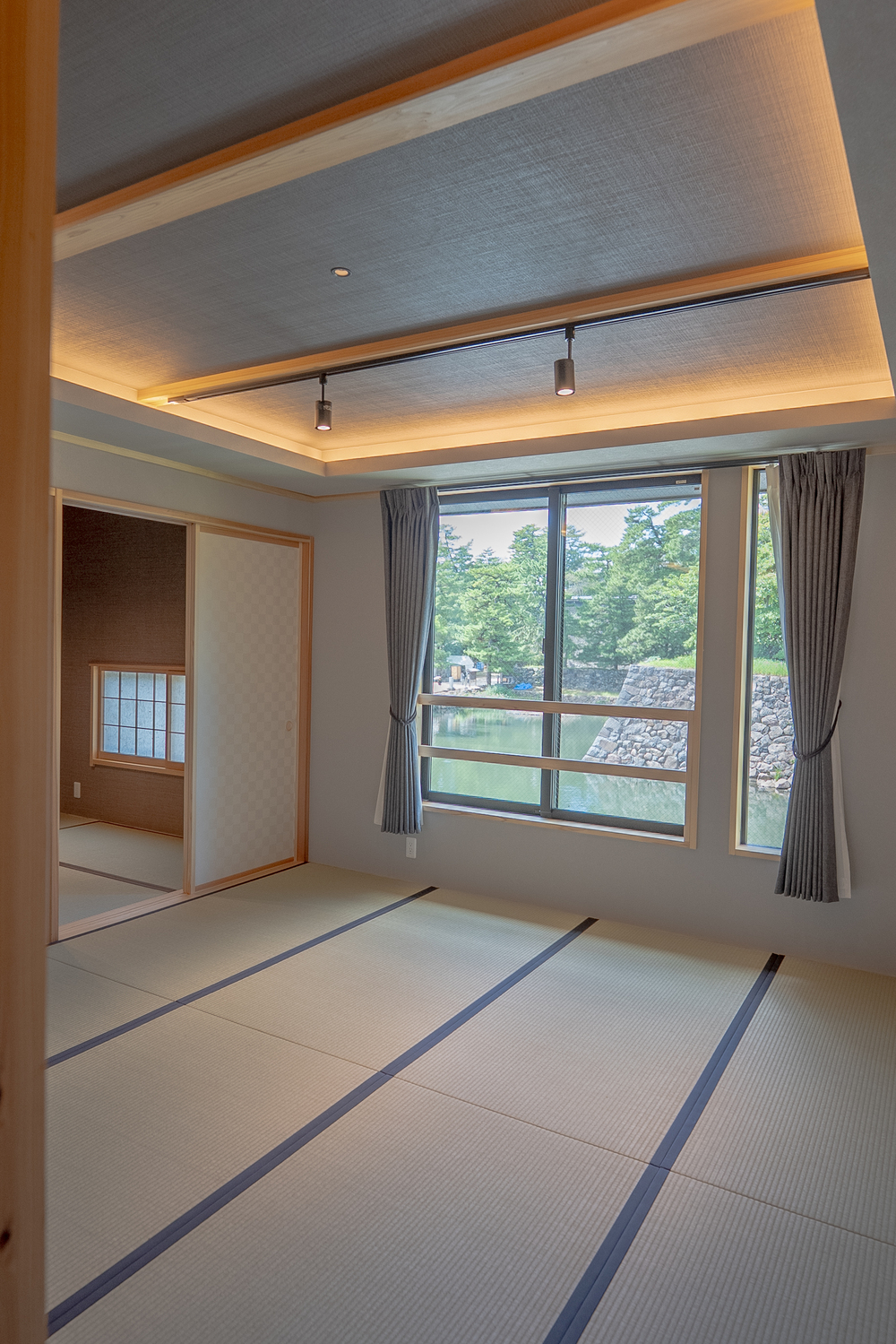 景色まで楽しむ、上質な和室へ。