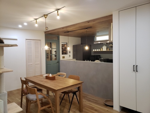 202509300754263390b8a698c