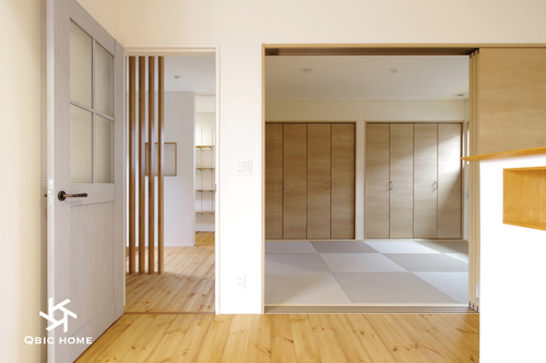 お客様を玄関から和室へ直接お通しできる導線（キュービックホーム）