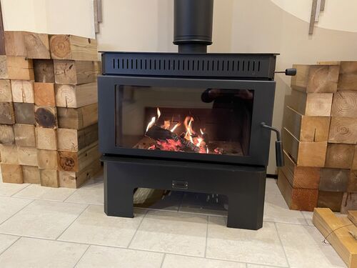 キュービックホーム『薪ストーブを楽しむ！』