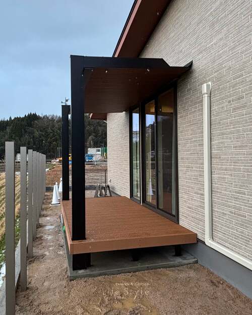 リビングを外まで広げる 最高のプライベートテラス