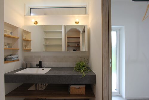 洗面『平屋好きオーナーが考える理想の2階建て』より