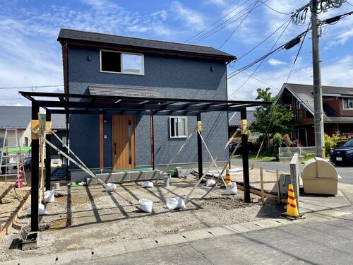 建物も外構も同時進行